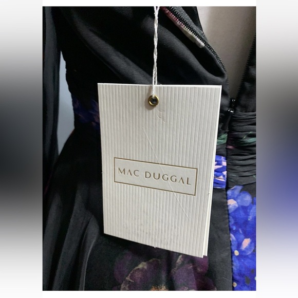 Mac Duggal Sz 2 Black Floral Print Chiffon Long Sleeve Maxi Dress - Picture 11 of 11